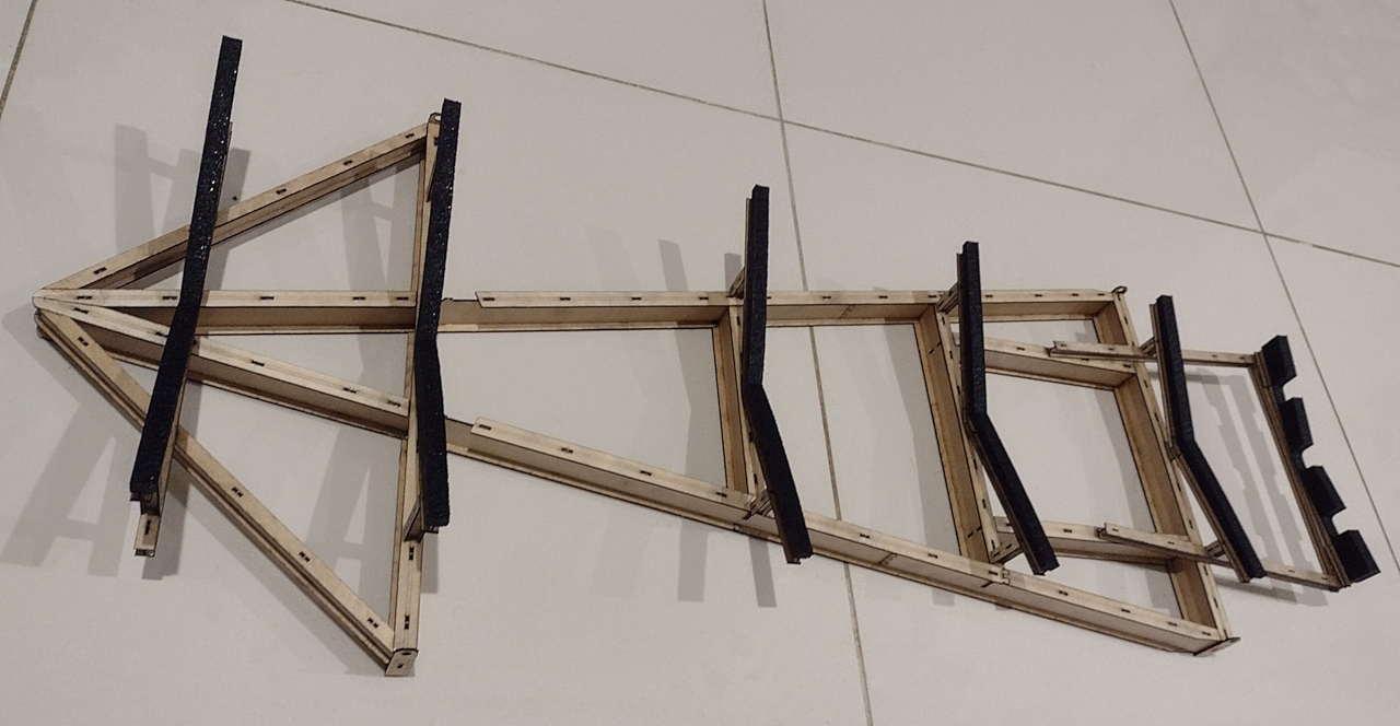 John's elco cradle design prototype - John Drain's Model PT-Boat Site