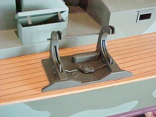 John's example of the original Roll Off Rack Design - John Drain's Model PT-Boat Site
