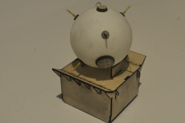 The Updated Idea of the Schnellboot Sea Mines with 44mm Ping Pong Balls - John Drain's Model PT-Boat Site